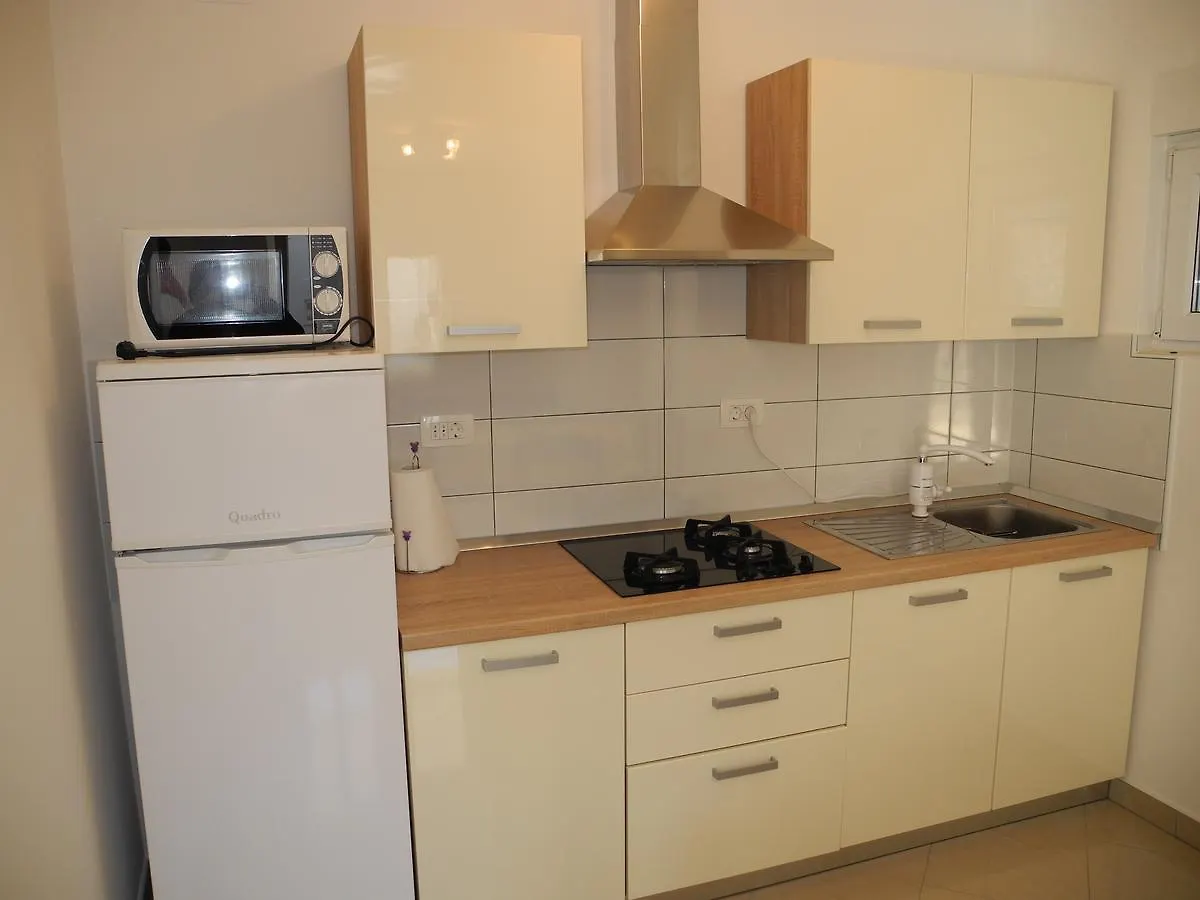 Buto Br. 2 Apartment Crikvenica 0*,